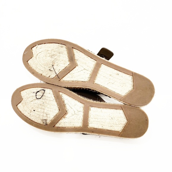 Marc Fisher
Taupe Espadrille Slides | Size: 9.5 - Picture 5 of 5